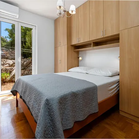 Apartment With Terrace And Mini Pool Gold Dubrovnik