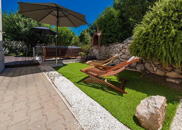 Lägenhet With Terrace And Mini Pool Gold *