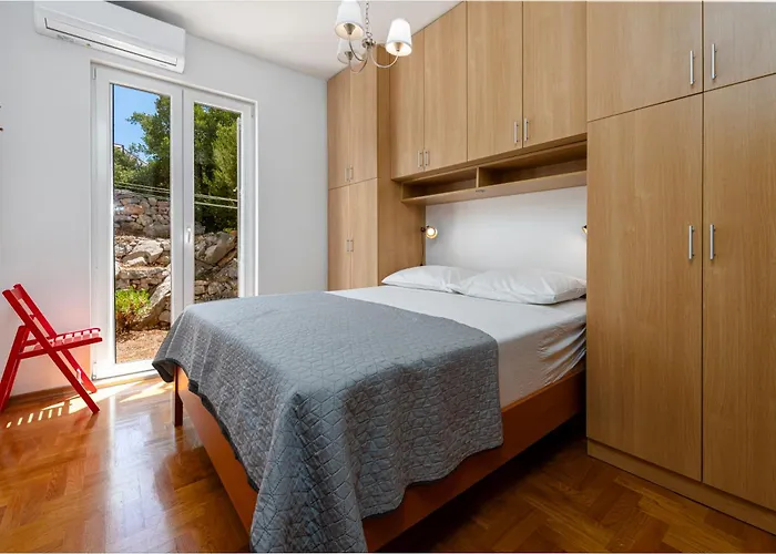 Lägenhet With Terrace And Mini Pool Gold Dubrovnik