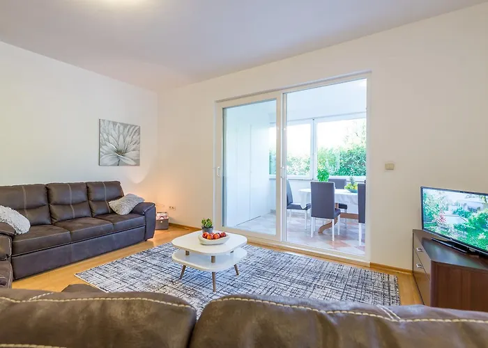 With Terrace And Mini Pool Gold Lägenhet Dubrovnik