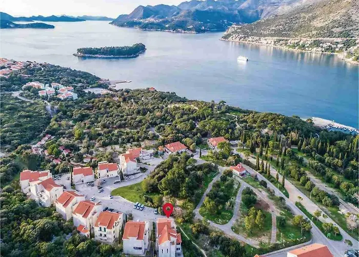 With Terrace And Mini Pool Gold * Dubrovnik