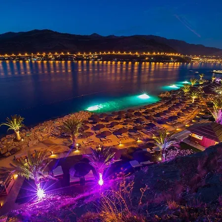 With Terrace And Mini Pool Gold Dubrovnik